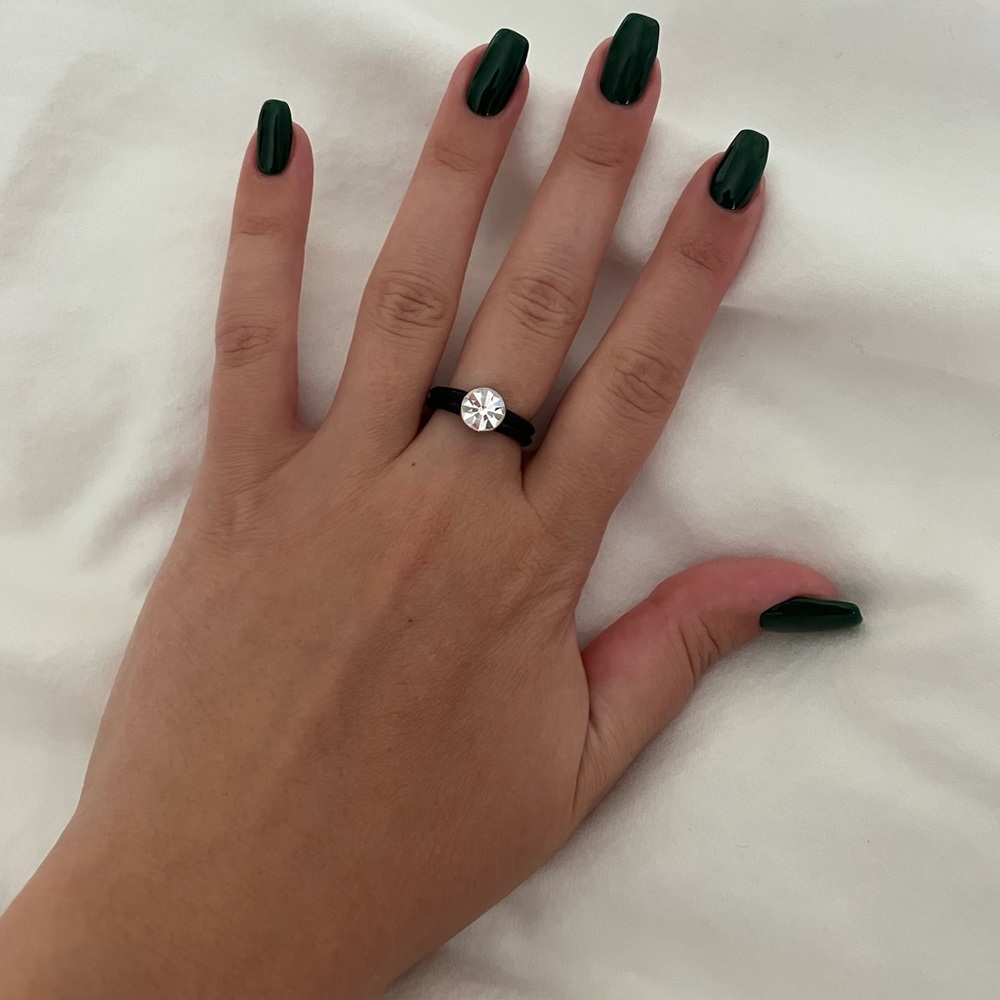Shiny ring
